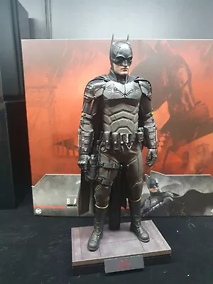 Buy Hot Toys MMS639 The Batman Deluxe Figure • 409.99£