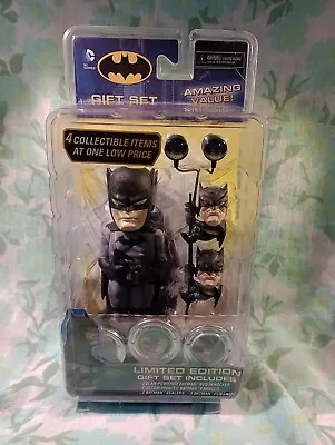 Buy NECA Toys Batman Gift Set - Bobblehead, Scalers, Earbuds, Hubsnaps. New. DC • 7.99£