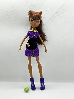 Buy Monster High Clawdeen Wolf Coffin Bean Doll Doll • 20.58£