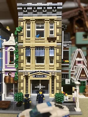 Buy Modular Creator Expert: Police Station (10278)(Lego Compatible) • 50£