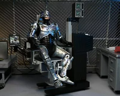 Buy ROBOCOP - Battle Damaged RoboCop With Chair Ultimate Action Figure Neca • 85£