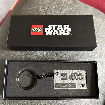 Buy Lego 5007403 - The Mandalorian™ Beskar Keyring - VIP Gift - Star Wars Day 2022 • 5.99£