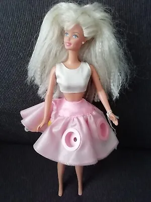 Buy 1997 Barbie Twirling Makeup • 10.36£