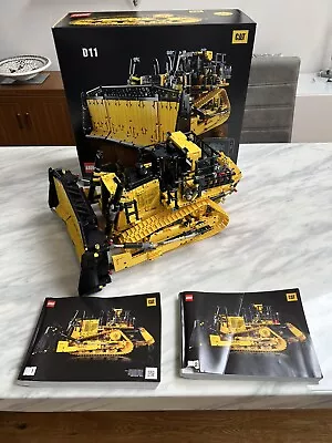 Buy LEGO TECHNIC: App-Controlled Cat D11 Bulldozer (42131) • 300£